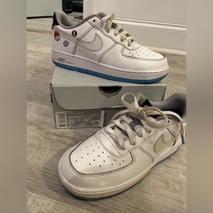 Kids Nike Air Force Ones sz 2.5